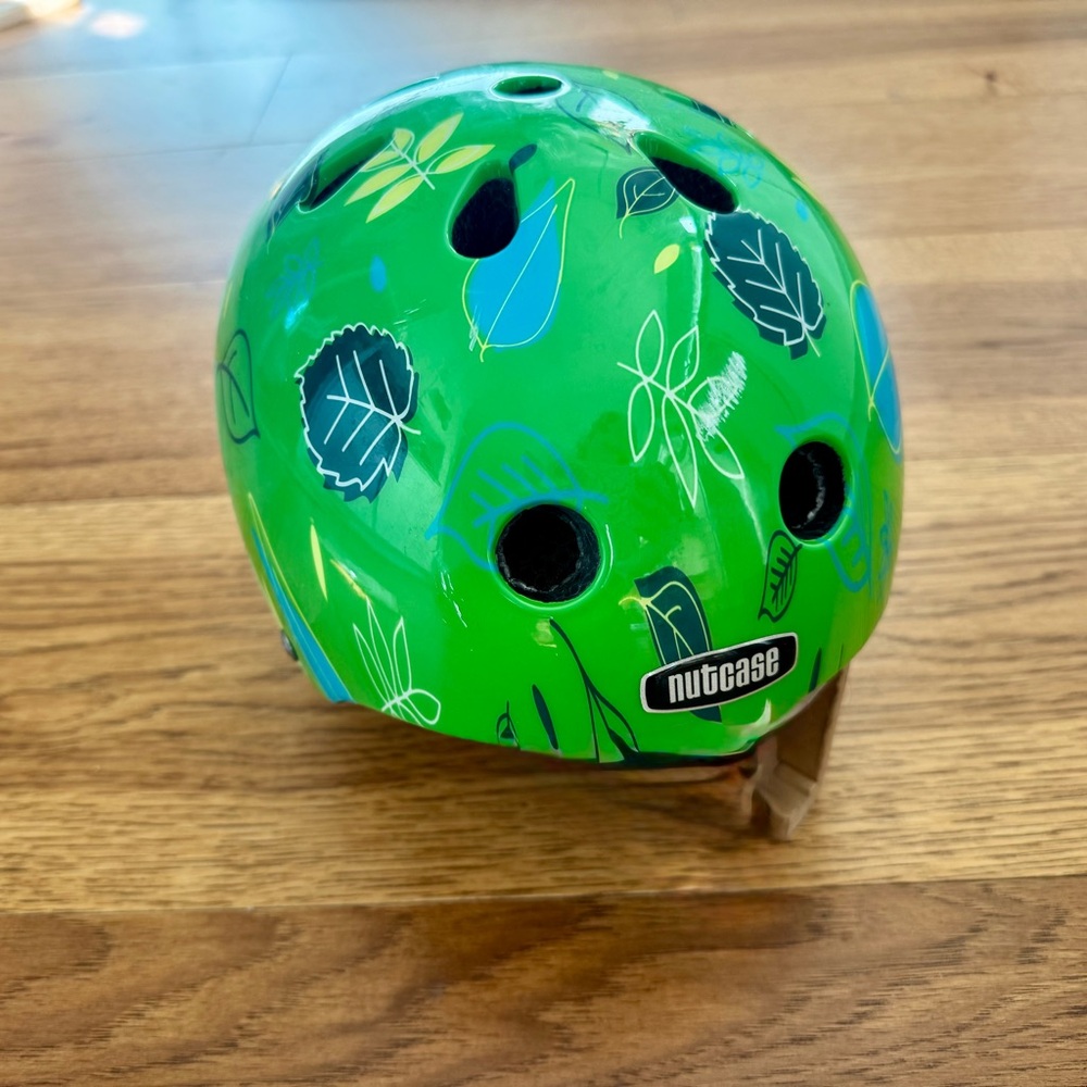 Nutcase Baby Nutty “Go Green Go” Street Sport Bike Helmet XXS